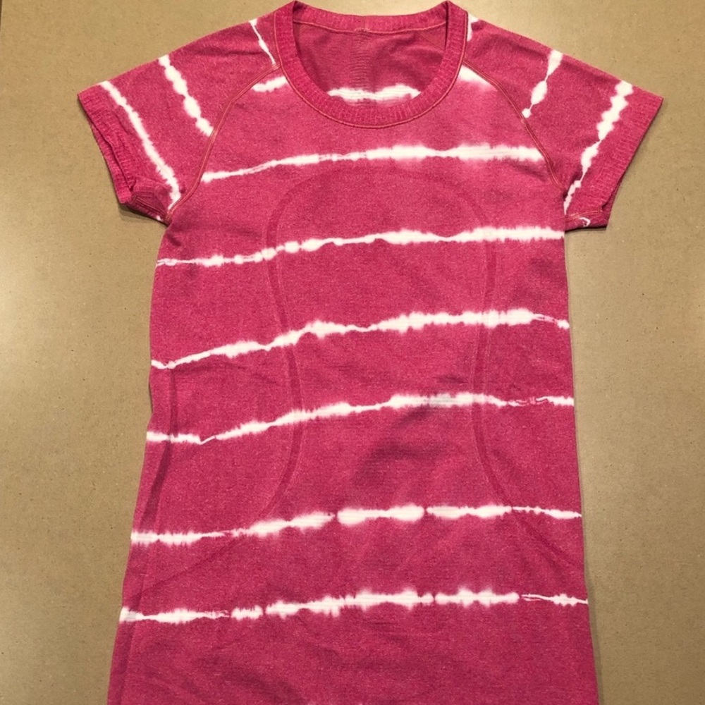 Lululemon top